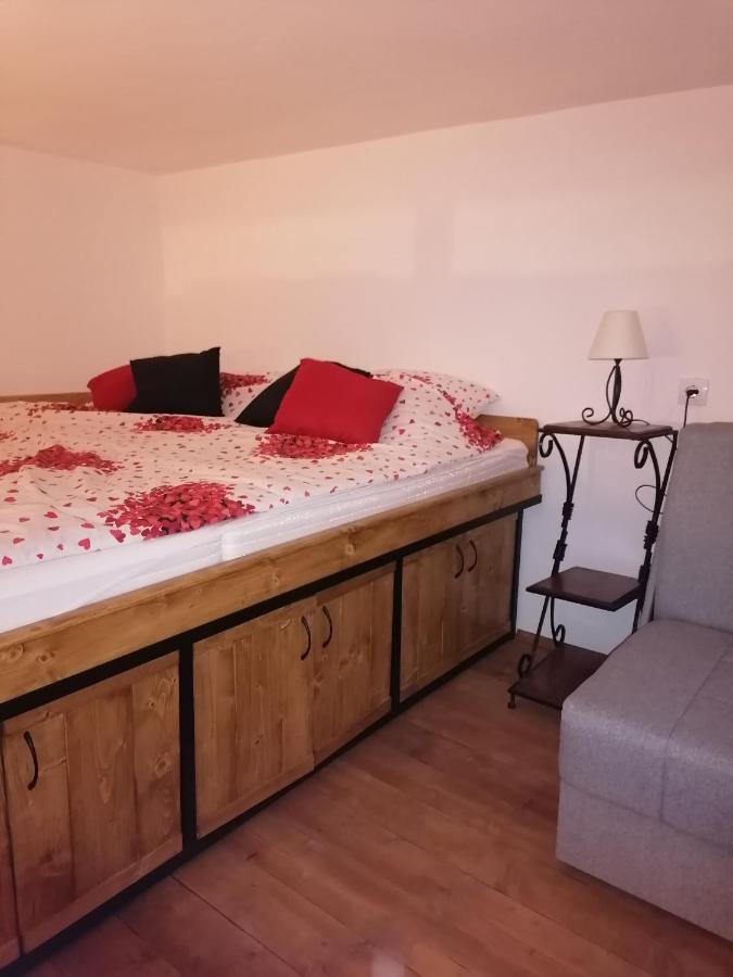 Apartman Stimac Petrovaradin Zewnętrze zdjęcie