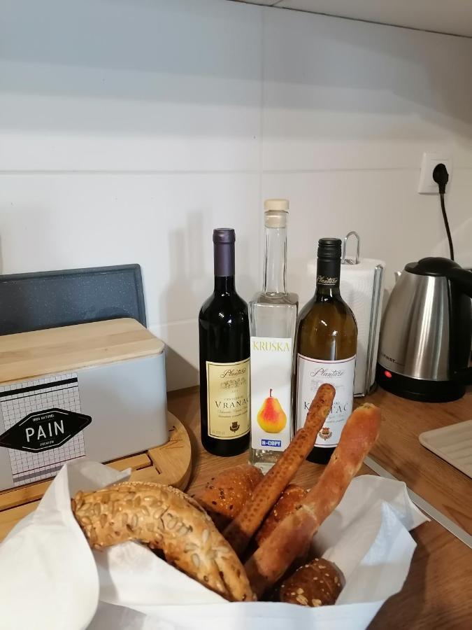 Apartman Stimac Petrovaradin Zewnętrze zdjęcie